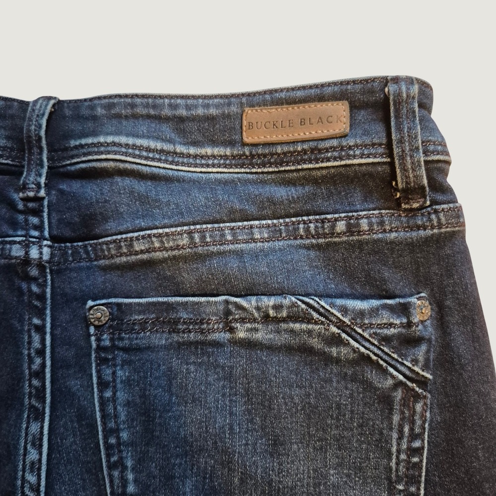 Buckle Black Womens Jeans 30x32 Curvy Bootcut Stretch Dark Wash Western - Picture 8 of 11